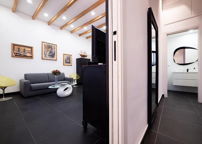 Conte House - 2